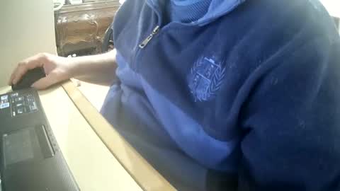 Snapshot of thunderflash73 chatting on 02/21/25, 06:04 Little Wolf online show from 02/21/25, 06:04