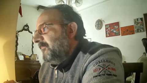 Snapshot of thunderflash73 chatting on 02/22/25, 11:46 Little Wolf online show from 02/22/25, 11:46