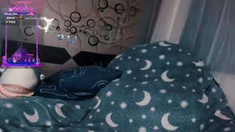 Snapshot of tia_meow chatting on 10/14/25, 07:36 tiameow online show from 10/14/25, 07:36