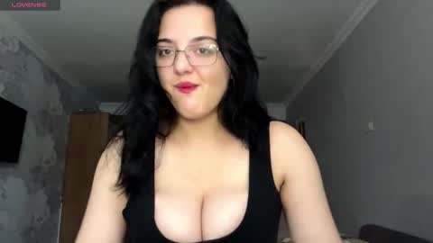 Mary online show from 11/16/25, 10:32