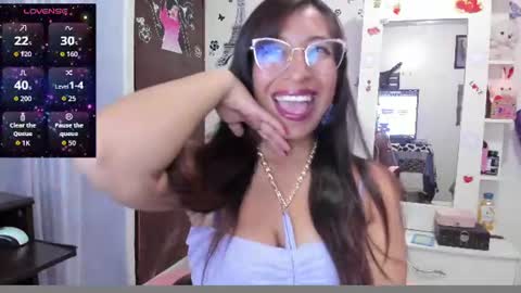 Snapshot of tiana_violet chatting on 07/30/26, 07:02 tiana_violet online show from 07/30/26, 07:02