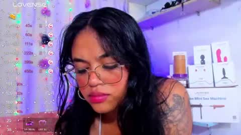 Snapshot of tianaa_a chatting on 07/07/26, 07:23 Anny 3 online show from 07/07/26, 07:23