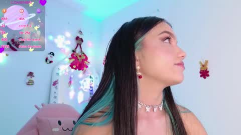 Tiana Le online show from 11/20/25, 12:33