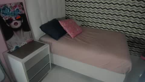 tianapiket online show from 02/13/25, 11:47