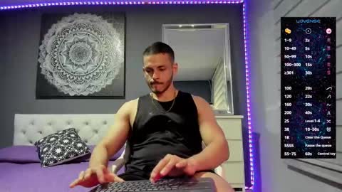 Tian Zilac online show from 10/02/25, 10:28