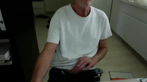 tiburzio online show from 09/13/25, 12:27