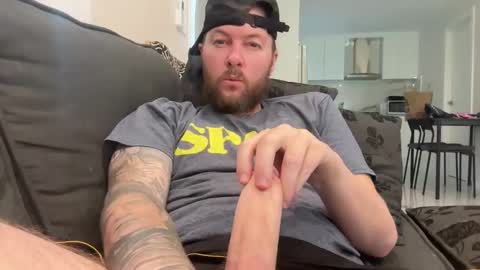 Snapshot of ticalsparks chatting on 11/23/25, 02:00 ticalsparks online show from 11/23/25, 02:00