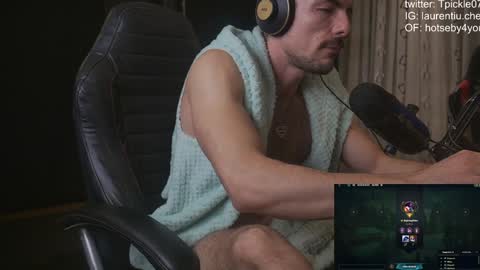 tickle_my_pickle07 online show from 12/02/24, 04:42