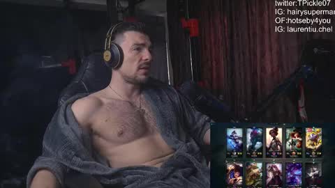 tickle_my_pickle07 online show from 02/10/25, 06:31