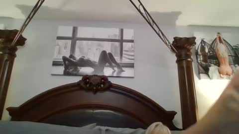 Snapshot of ticklemepink696969 chatting on 12/03/24, 04:50 ticklemepink696969 online show from 12/03/24, 04:50