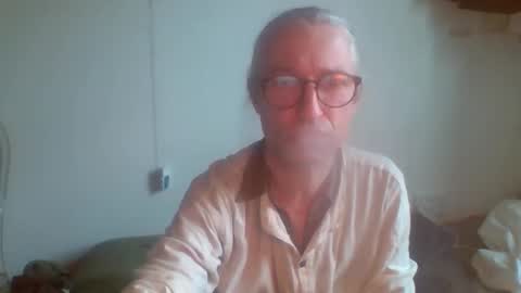 Snapshot of tiddles12345 chatting on 04/13/26, 05:40 tiddles12345 online show from 04/13/26, 05:40