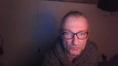 Snapshot of tiddles12345 chatting on 04/27/26, 01:47 tiddles12345 online show from 04/27/26, 01:47