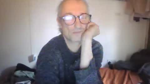 Snapshot of tiddles12345 chatting on 05/12/26, 03:09 tiddles12345 online show from 05/12/26, 03:09