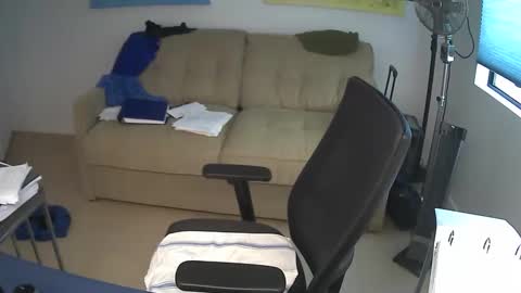 JustMe online show from 12/05/24, 12:30