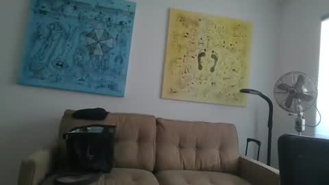 JustMe online show from 02/09/25, 10:32