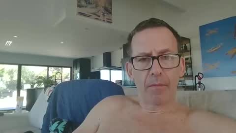 JustMe online show from 03/08/25, 06:16