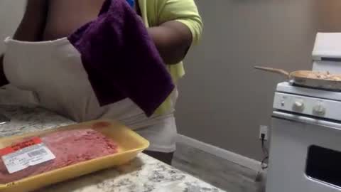 Tierra Henri online show from 01/24/25, 09:05