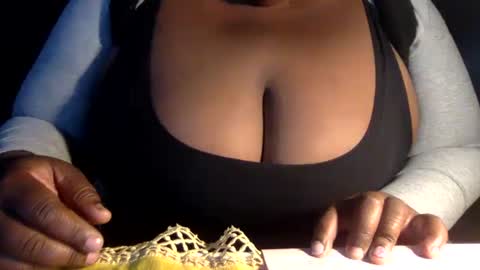 Tierra Henri online show from 03/09/25, 03:05