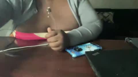 Tierra Henri online show from 09/29/25, 02:44