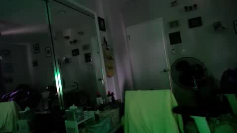 Tierra Henri online show from 11/05/25, 03:56