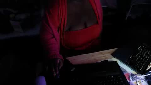 Tierra Henri online show from 11/24/25, 11:54