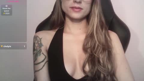 Tifanny online show from 11/12/25, 09:25