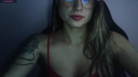 Tifanny online show from 04/16/26, 09:39