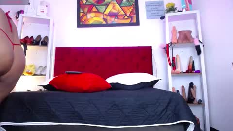 Tifanny Nails  online show from 02/18/26, 05:42