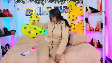 Snapshot of tifanny_nails chatting on 07/07/26, 07:29 Tifanny Nails online show from 07/07/26, 07:29