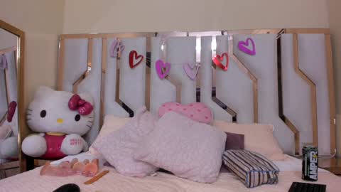    online show from 02/08/25, 07:59