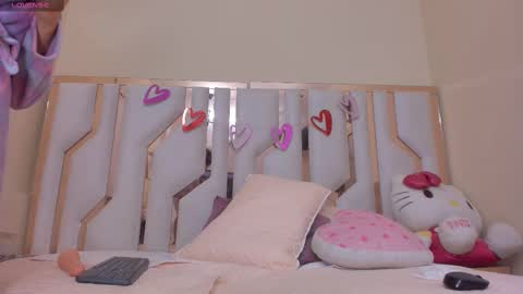    online show from 02/23/25, 02:04