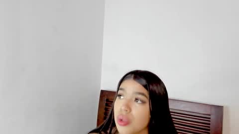 tifanymonroehot online show from 11/18/25, 11:25