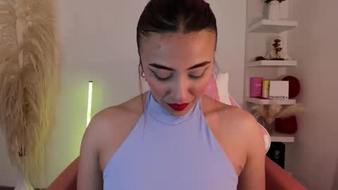 Tiffany online show from 03/10/26, 02:16