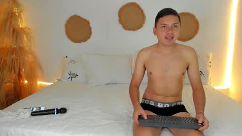 Snapshot of tifanyrossii chatting on 02/06/26, 12:48 tifanyrossii online show from 02/06/26, 12:48