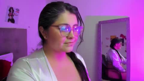 Snapshot of tiff_luxx chatting on 02/23/26, 01:41 Tiff Luxx online show from 02/23/26, 01:41