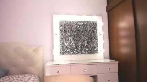 Tiff online show from 02/20/25, 04:28