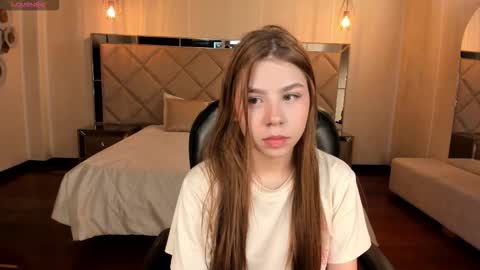 Tiffanny Sins online show from 12/21/25, 03:02