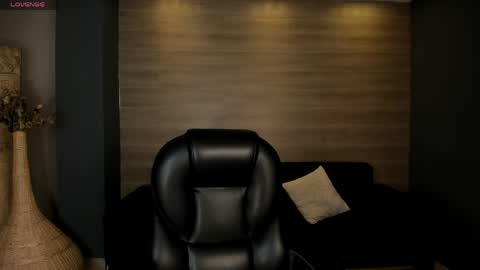 Tiffanny Sins online show from 04/23/26, 03:19