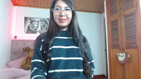 Tifanny online show from 10/10/25, 01:43