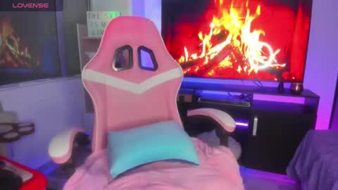 Tiffany Bela online show from 02/19/25, 11:57