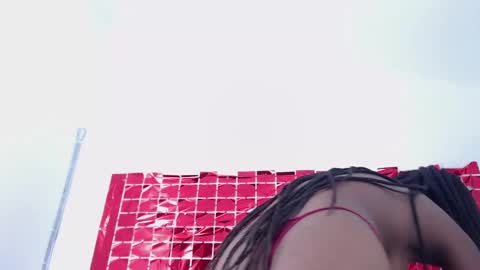 Tiffany online show from 03/10/25, 04:49