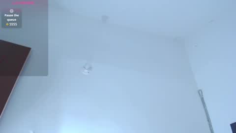 Tiffany online show from 09/20/25, 03:13