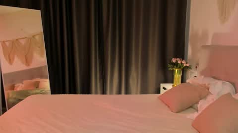 Tiffany online show from 04/22/26, 05:32