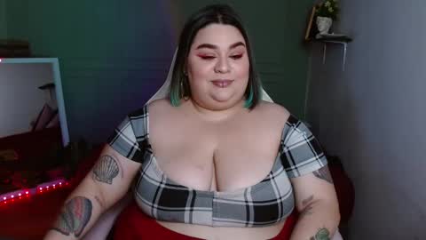 dont forget ask for custom vids  online show from 01/31/25, 01:01