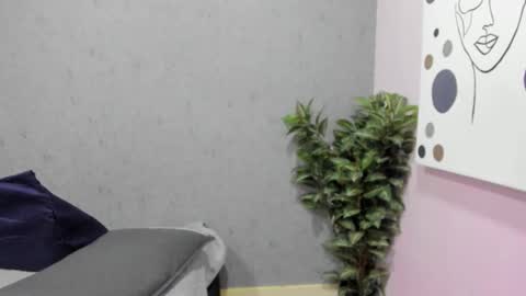 tiffany_mendez online show from 02/05/26, 12:10