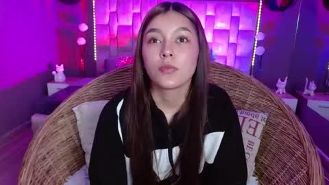 Snapshot of tiffany_velvet chatting on 04/11/26, 07:40 Tiffany online show from 04/11/26, 07:40