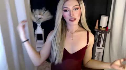 tiffany online show from 11/12/25, 02:28