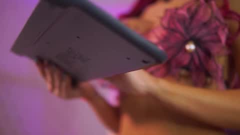 Tiff online show from 11/01/25, 08:00