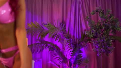 Tiff online show from 11/07/25, 07:14