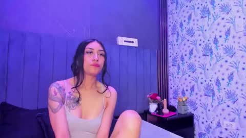 TiffanyDream8 online show from 04/16/26, 09:39